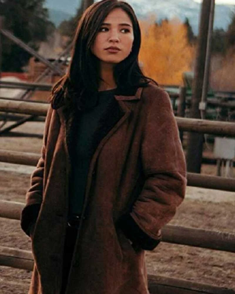 TV series Yellowstone Monica Dutton Brown Coat